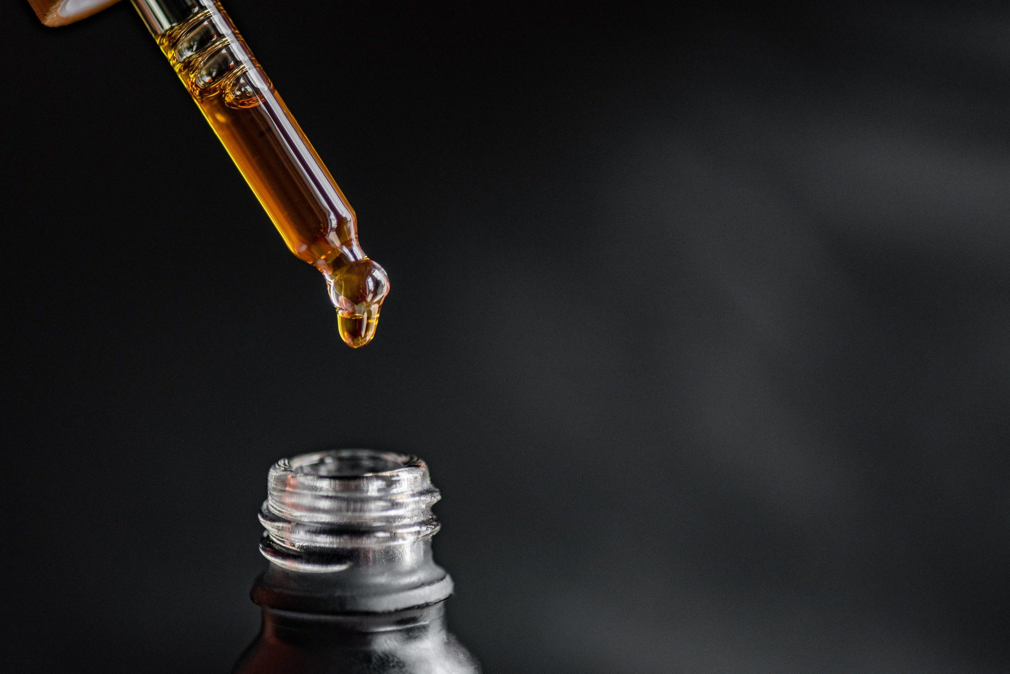 cbd oil or tincture in dropper
